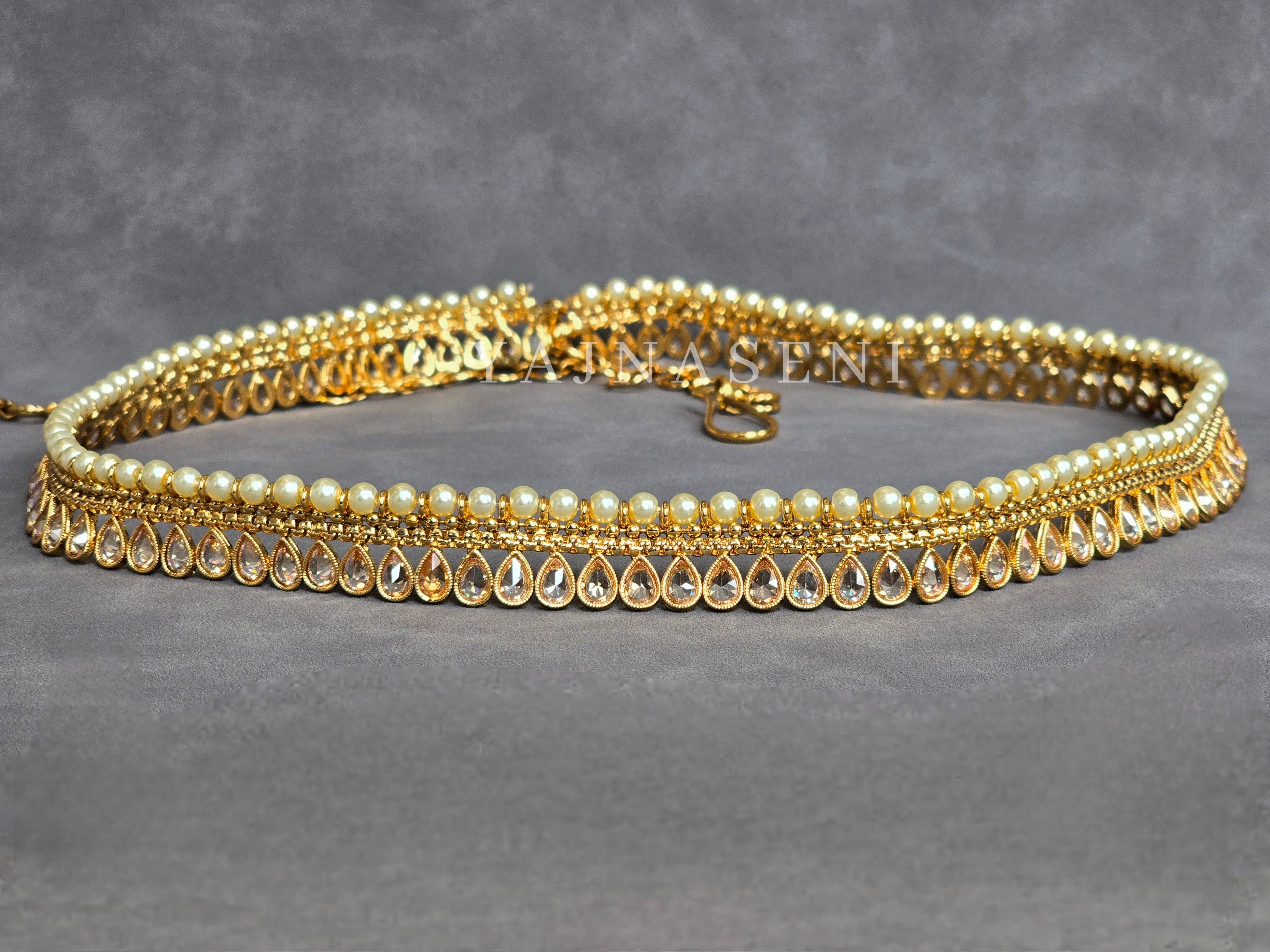 Hipchain - VARSHA (white pearls)