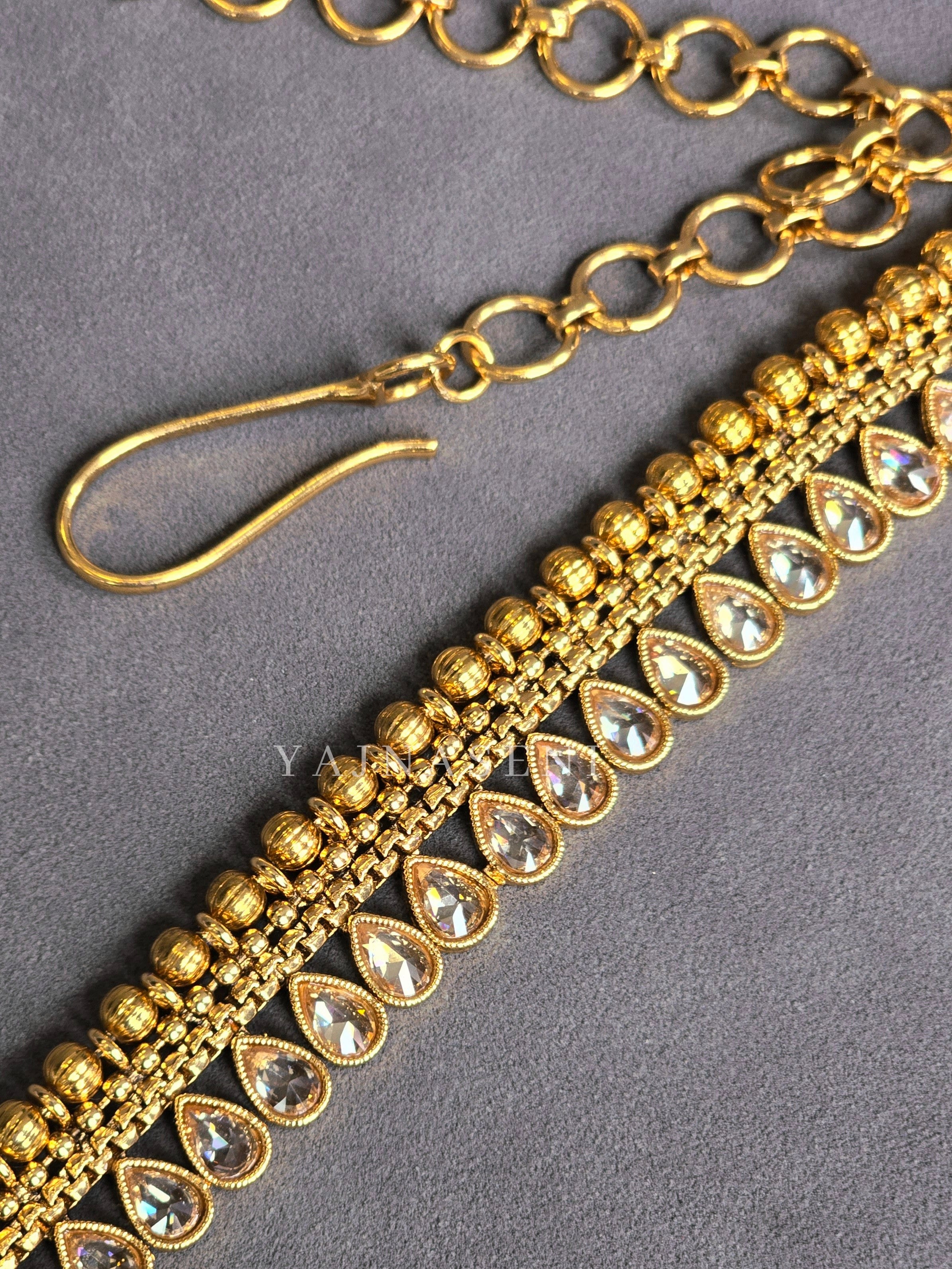 Hipchain - VARSHA (gold beads)