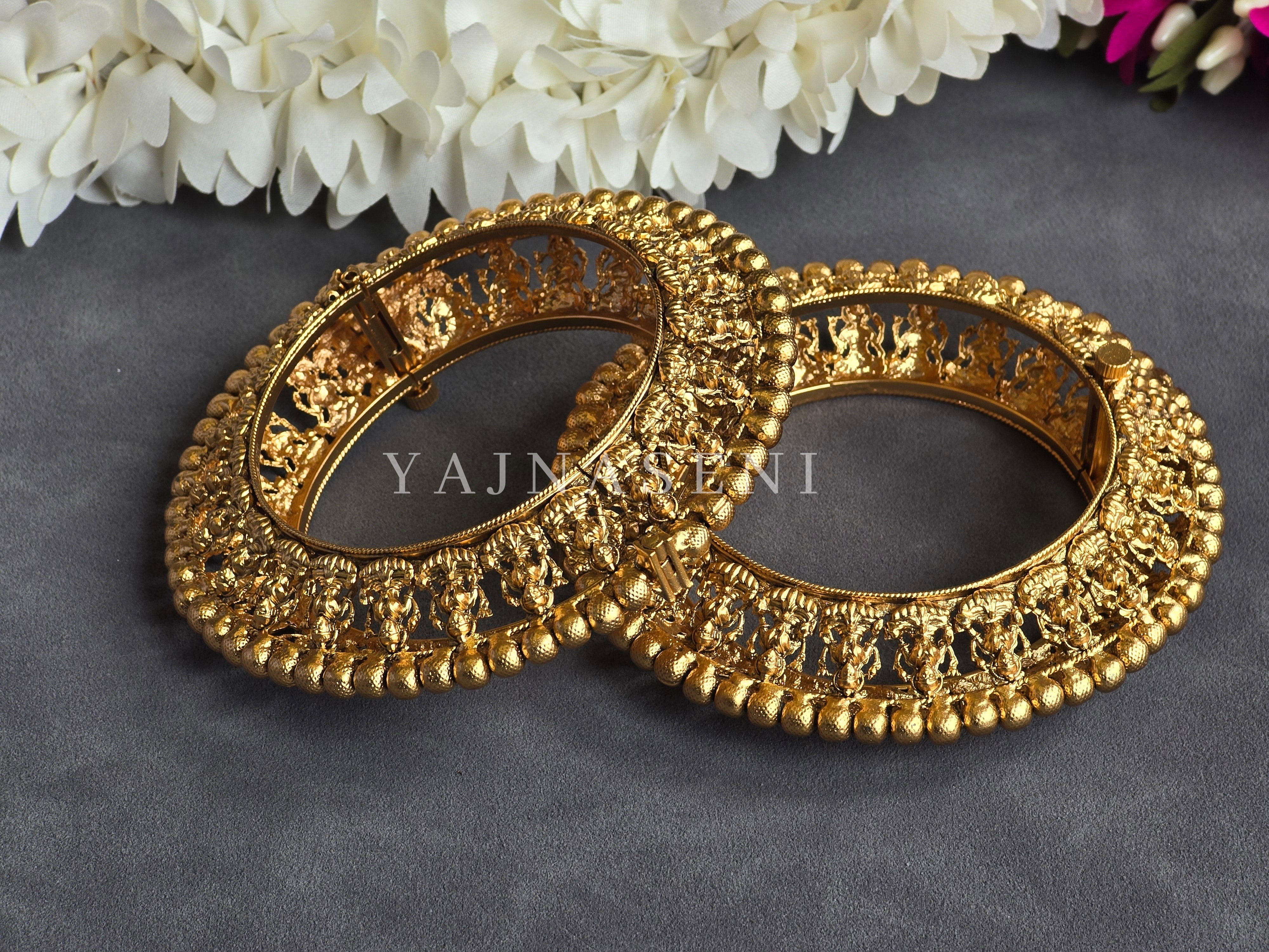 ASHTALAKSHMI - pair of kada, screw type