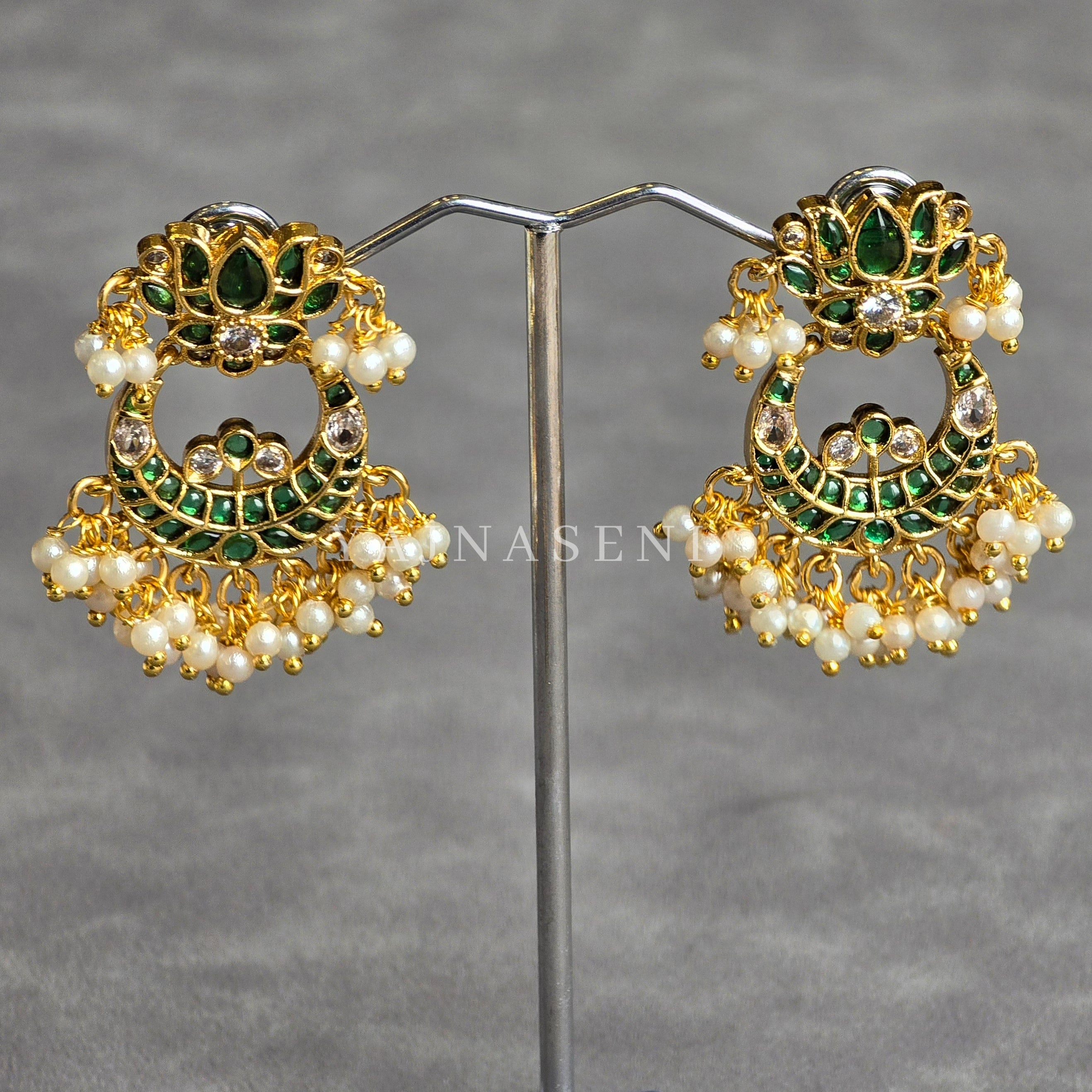 SARIKA earrings (Green)