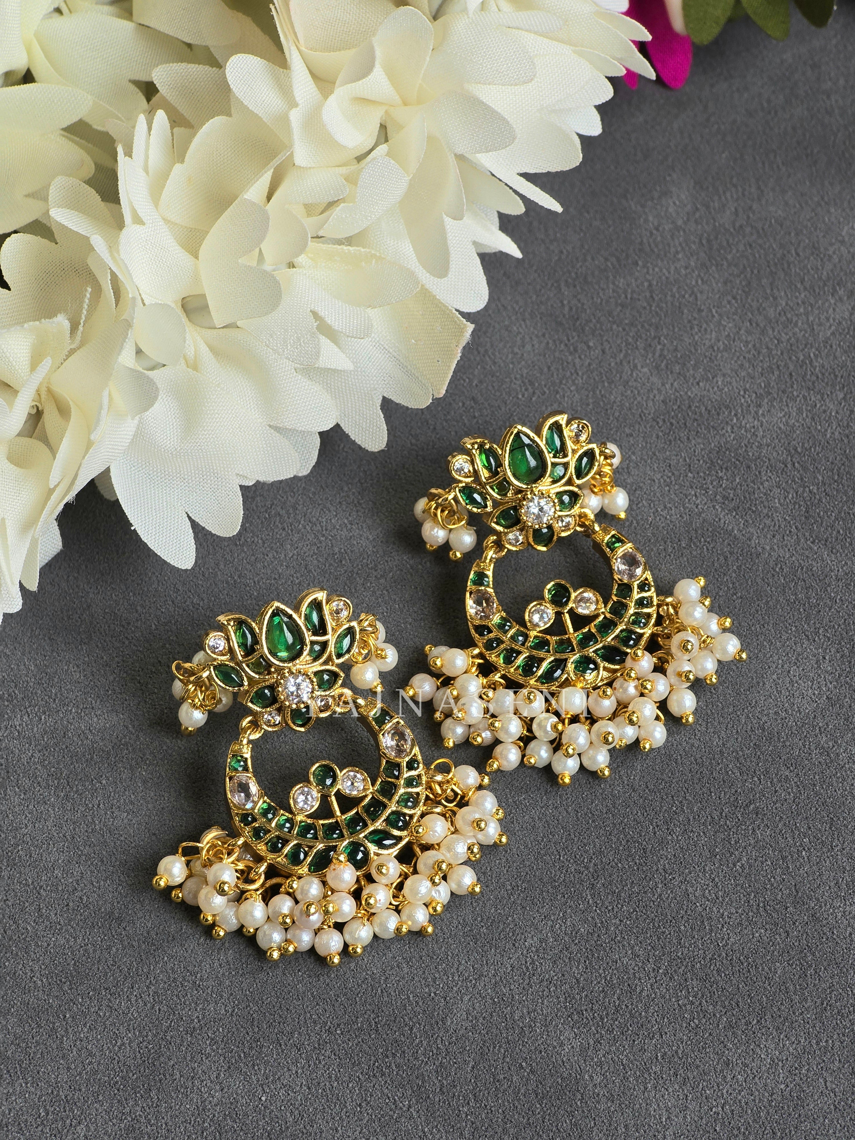 SARIKA earrings (Green)