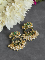 Load image into Gallery viewer, SARIKA earrings (Green)
