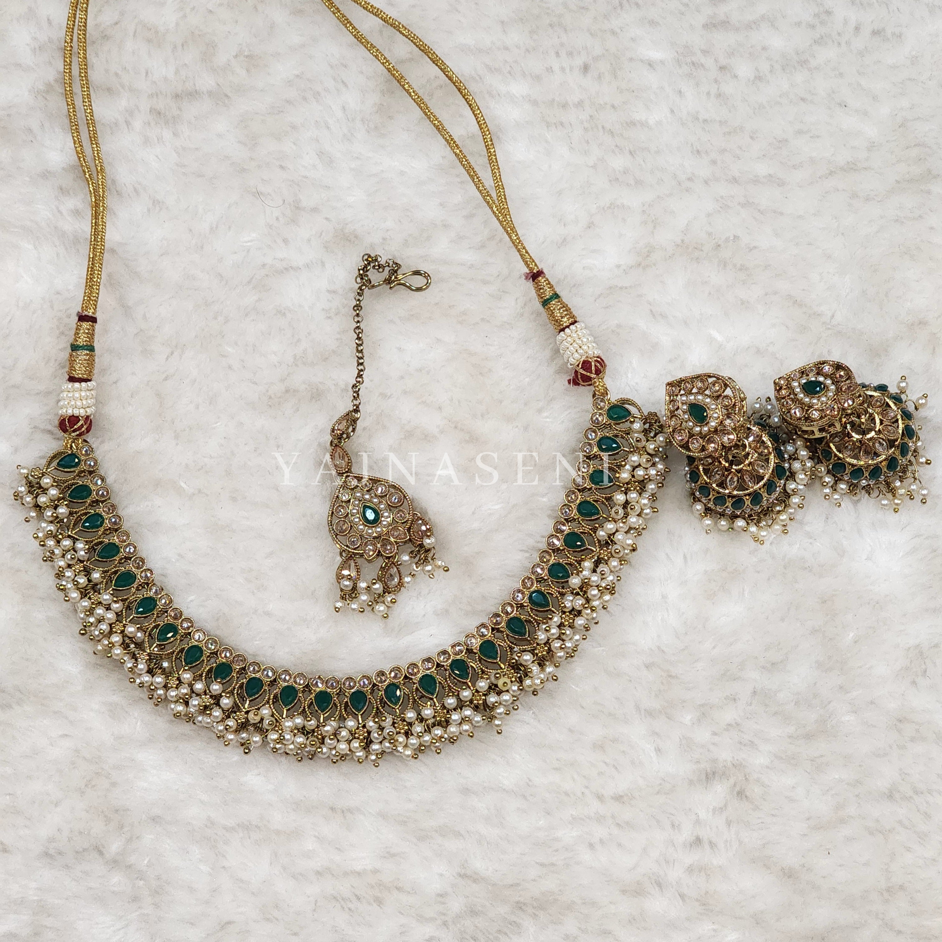 DHEERA (dark green)