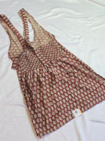 Load image into Gallery viewer, TERRA HALTER [L/40] - Short Kurti Top
