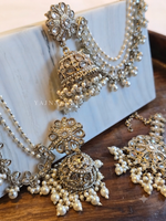 Load image into Gallery viewer, MIHIRA Jhumkas w Maatal set
