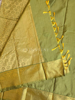 Load image into Gallery viewer, Vaira oosi x Checkered Saree - Olive
