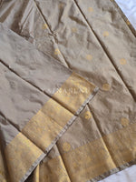 Load image into Gallery viewer, Vaira Oosi Checkered x Peacock Semi Silk Saree - Harbor Grey
