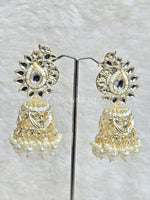 Load image into Gallery viewer, NITARA earrings
