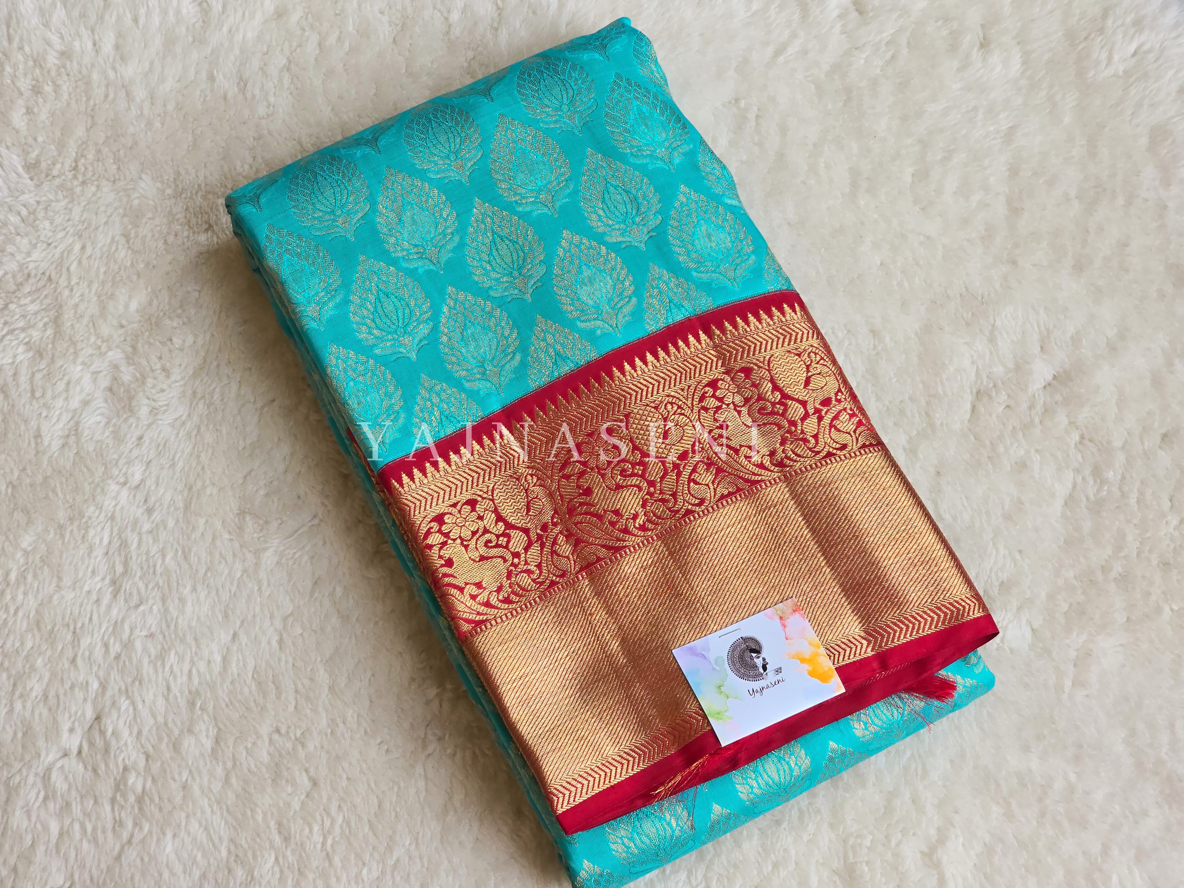 MAJESTIC MIRAGE - Pure Kanjivaram Silk Saree with Gold Zari