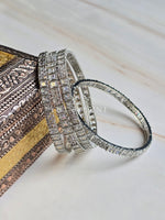 Load image into Gallery viewer, TASHA - Set of 4 bangles (Silver)

