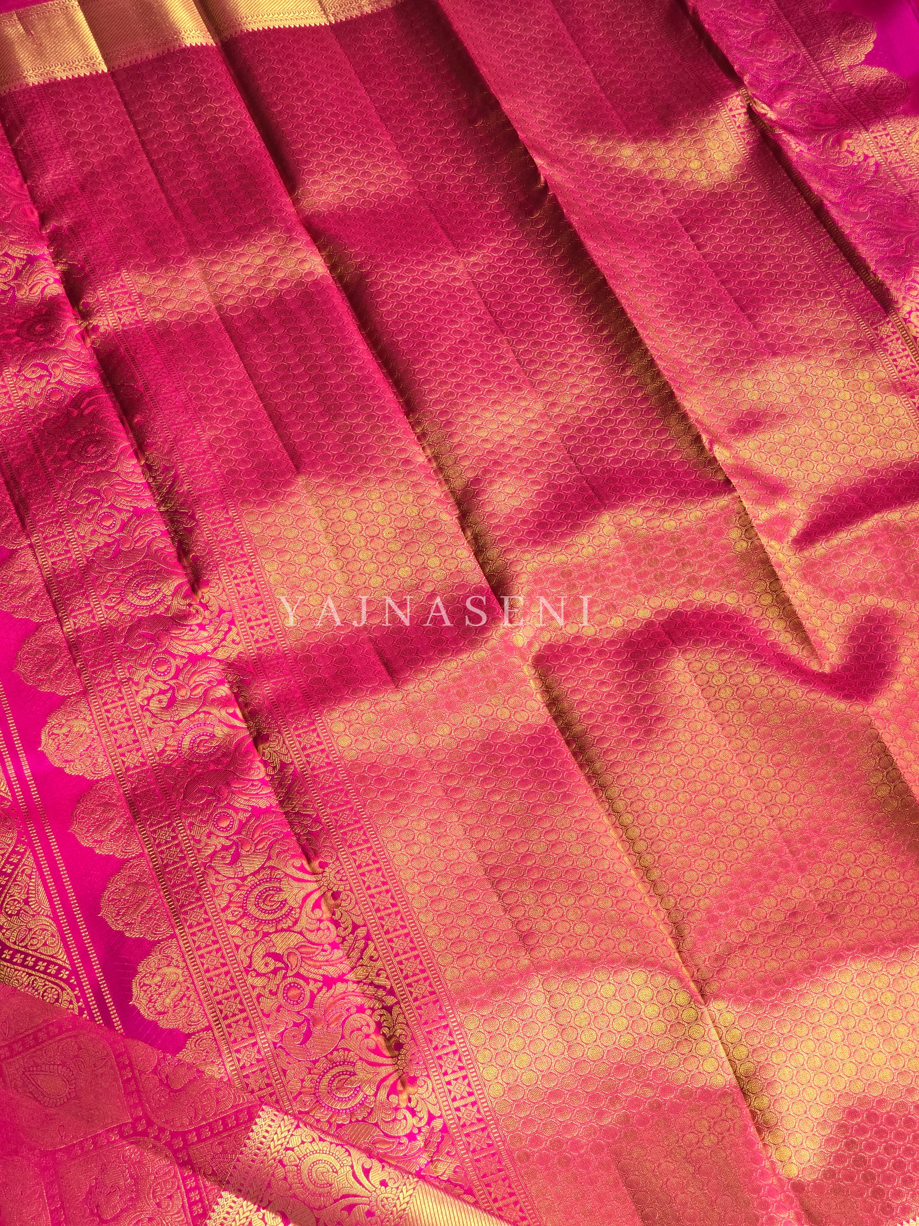 MIRDULA VARNIKA - Pure Kanjivaram Silk Saree with Gold Zari