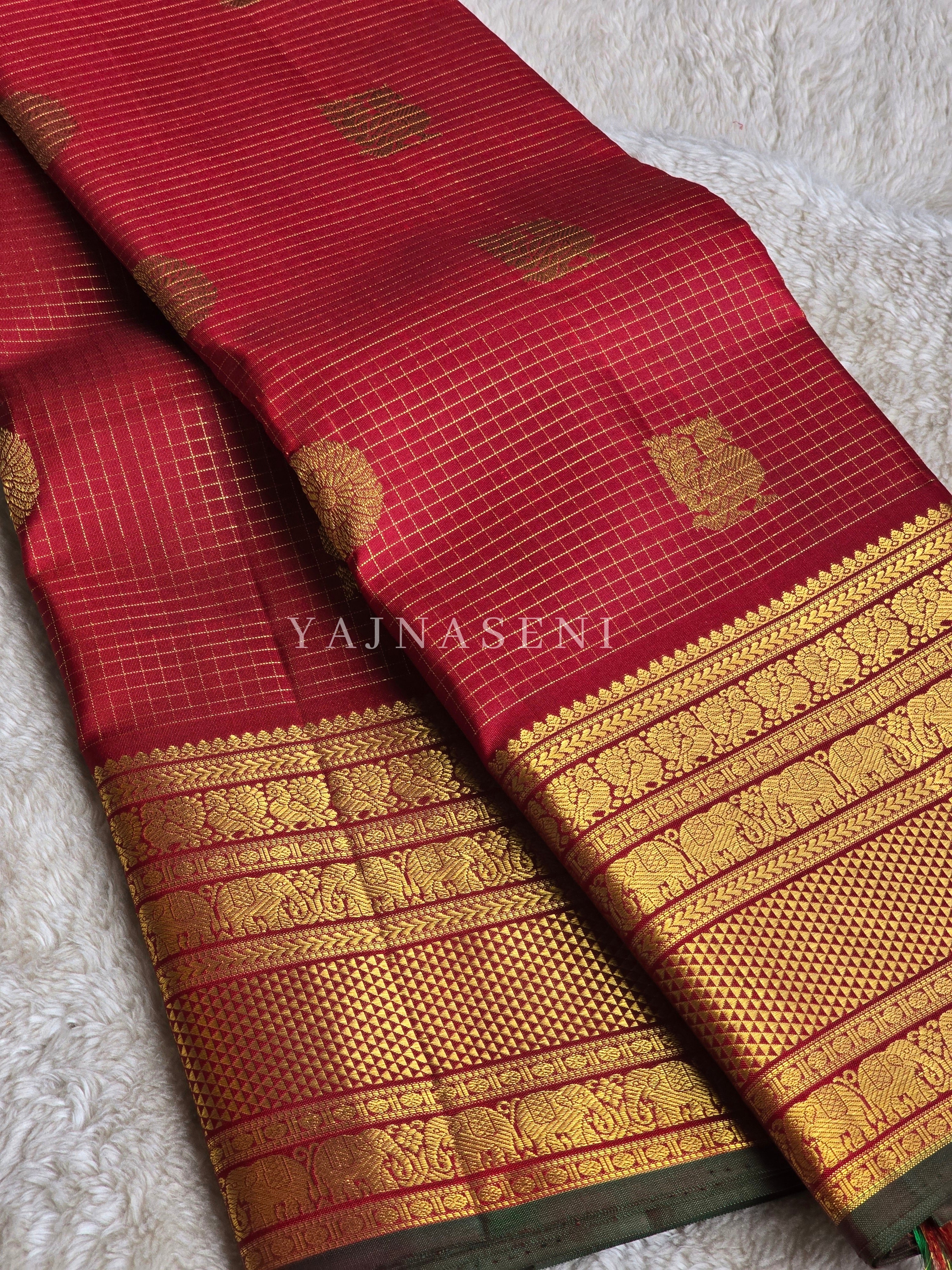 HERITAGE GROVE - Pure Kanjivaram Silk Saree with Gold Zari