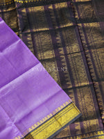 Load image into Gallery viewer, Checkered x Handloom Kanchipuram Silk Cotton Saree : Light Purple x Black

