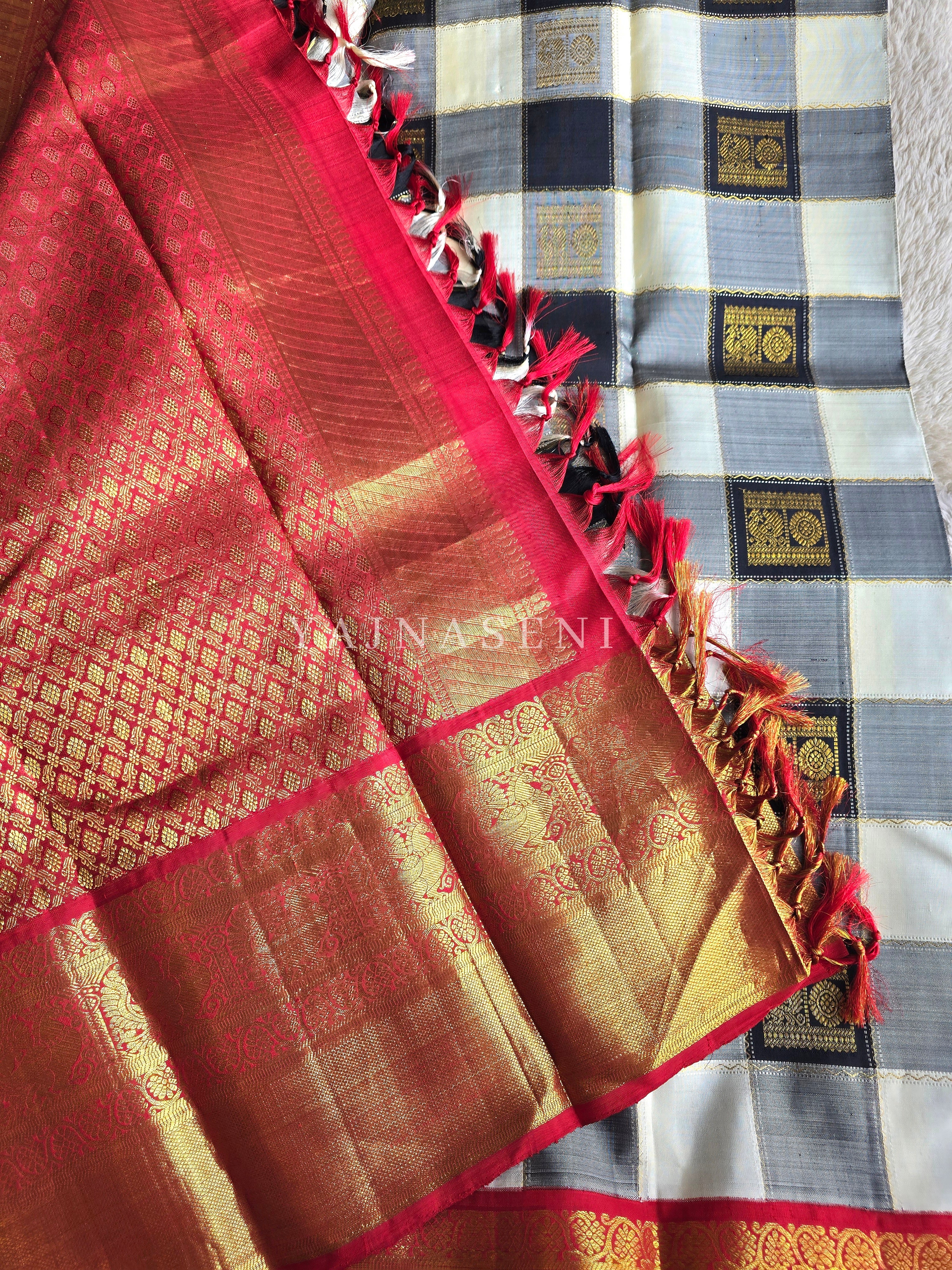 RAJSI CHITRA - Pure Kanjivaram Silk Saree with Gold Zari