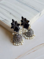 Load image into Gallery viewer, NIRA earrings (Black)

