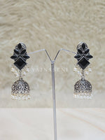 Load image into Gallery viewer, NIRA earrings (Black)
