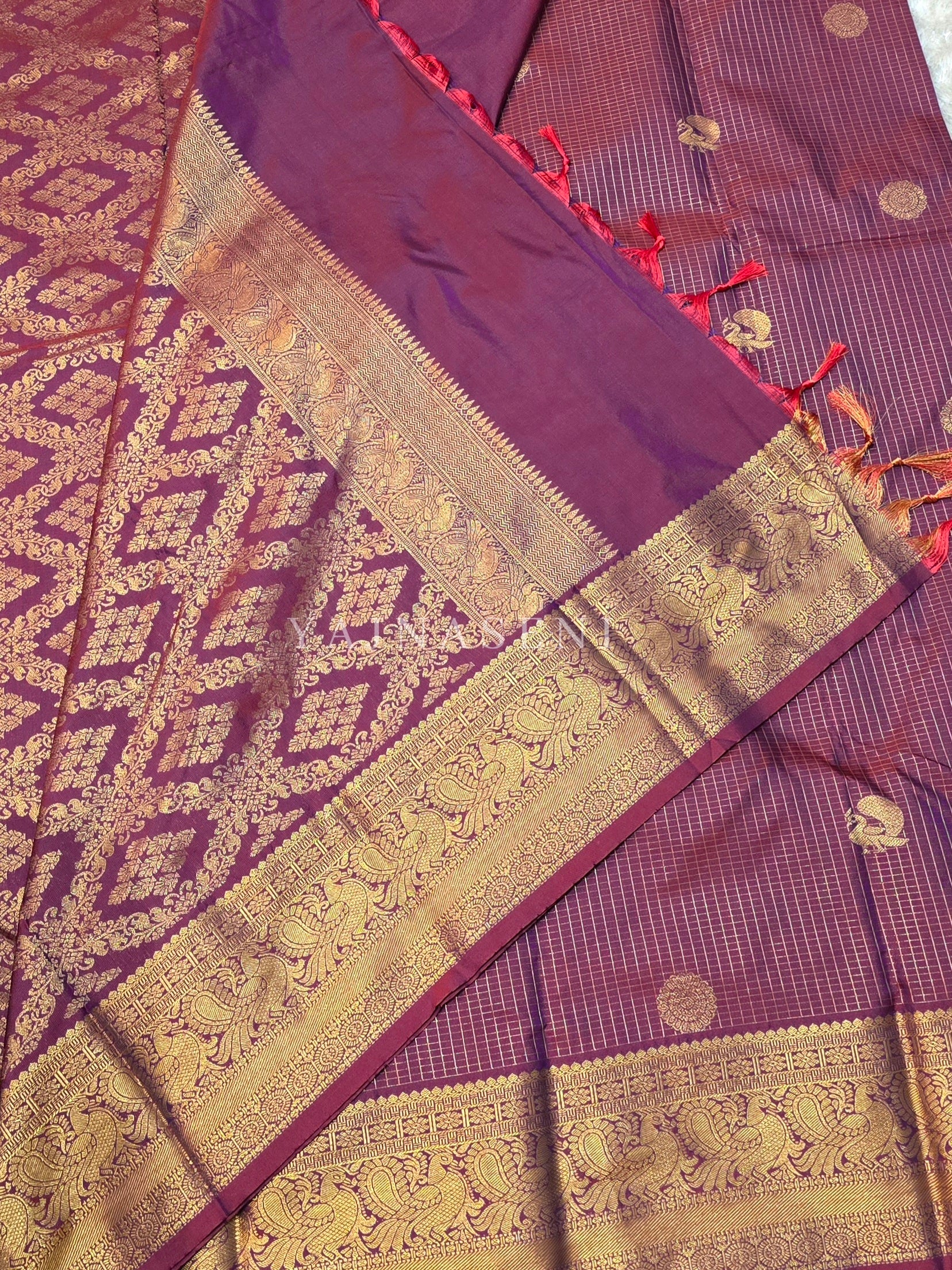 Vaira Oosi Checkered x Peacock Semi Silk Saree - Mulberry