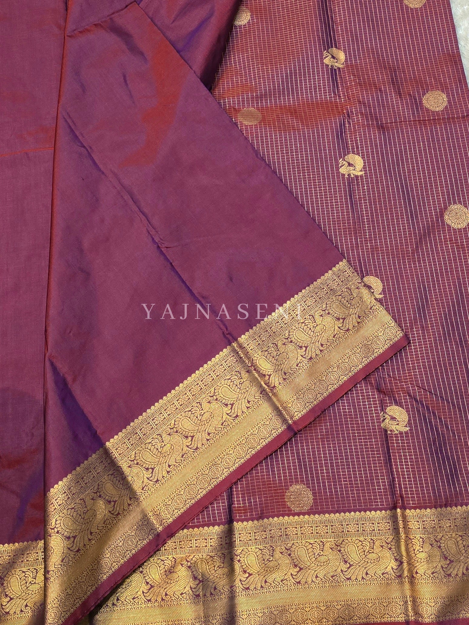 Vaira Oosi Checkered x Peacock Semi Silk Saree - Mulberry