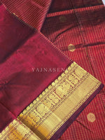 Load image into Gallery viewer, Checkered x Handloom Kanchipuram Silk Cotton Saree : Maroon
