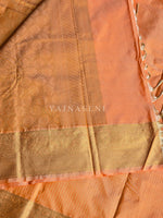 Load image into Gallery viewer, Vaira oosi x Checkered Saree - Pastel Orange
