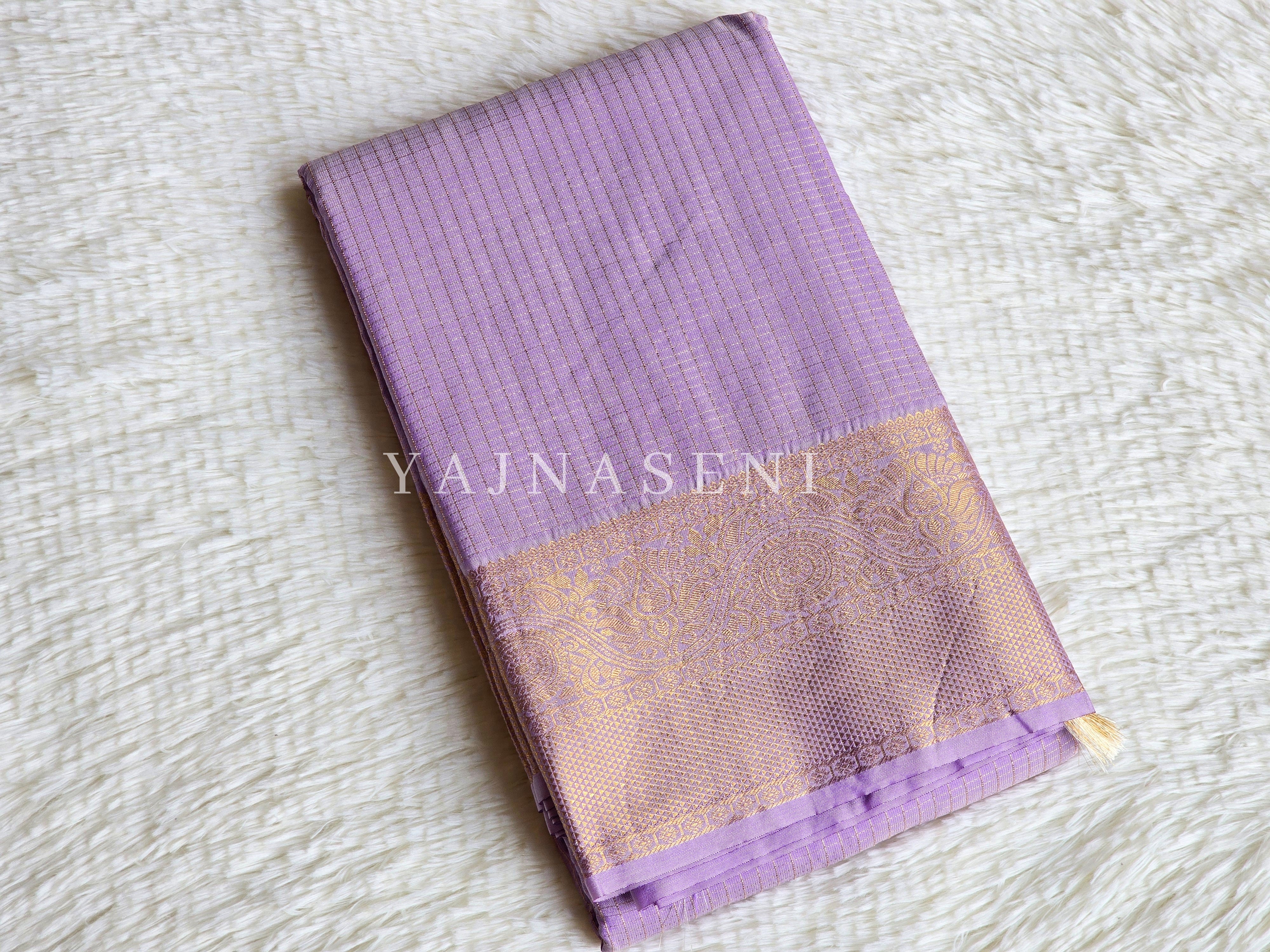 Vaira oosi x Checkered Saree - Lavender