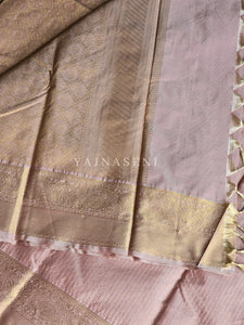 Vaira oosi x Checkered Saree - Blush