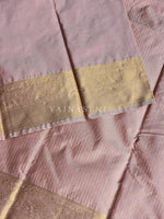 Load image into Gallery viewer, Vaira oosi x Checkered Saree - Blush
