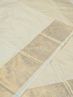Load image into Gallery viewer, Vaira oosi x Checkered Saree - Ivory
