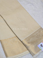 Load image into Gallery viewer, Vaira oosi x Checkered Saree - Ivory
