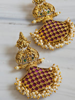 Load image into Gallery viewer, IBHA earrings
