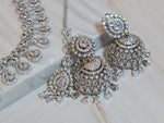 Load image into Gallery viewer, NIHARIKA (Silver x White)
