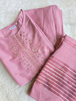 Load image into Gallery viewer, DIYA [S / 36] - Straight cut kurti set
