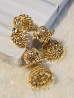 Load image into Gallery viewer, PAVANI earrings
