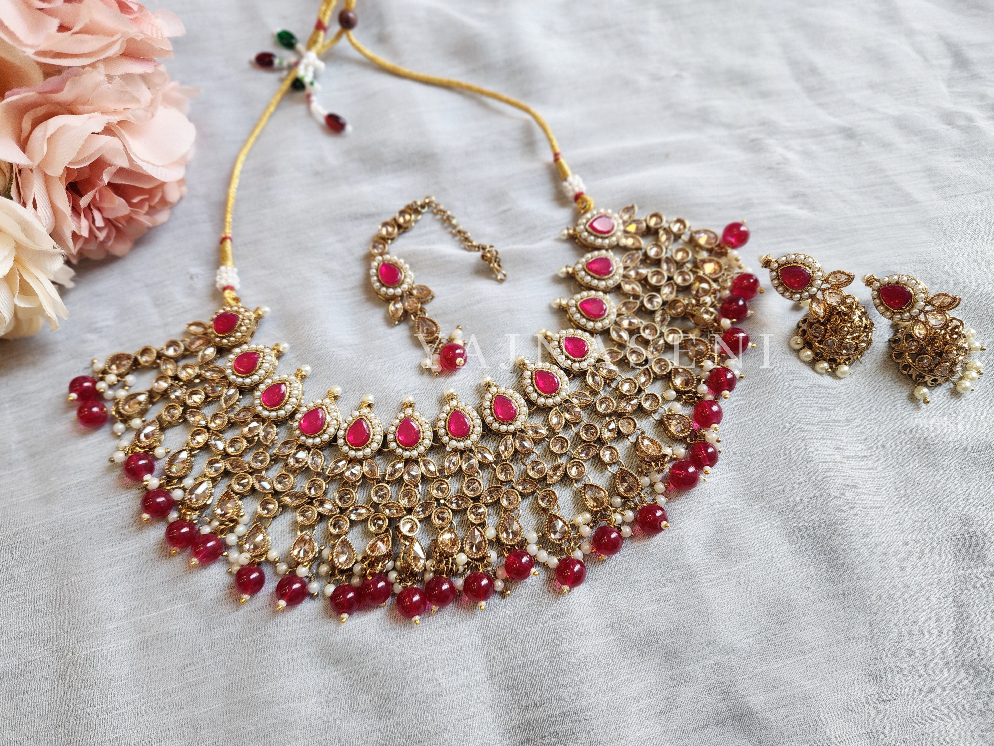 SONEETA (deep red)