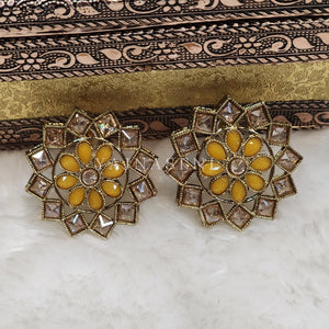 KRITI studs (mango)