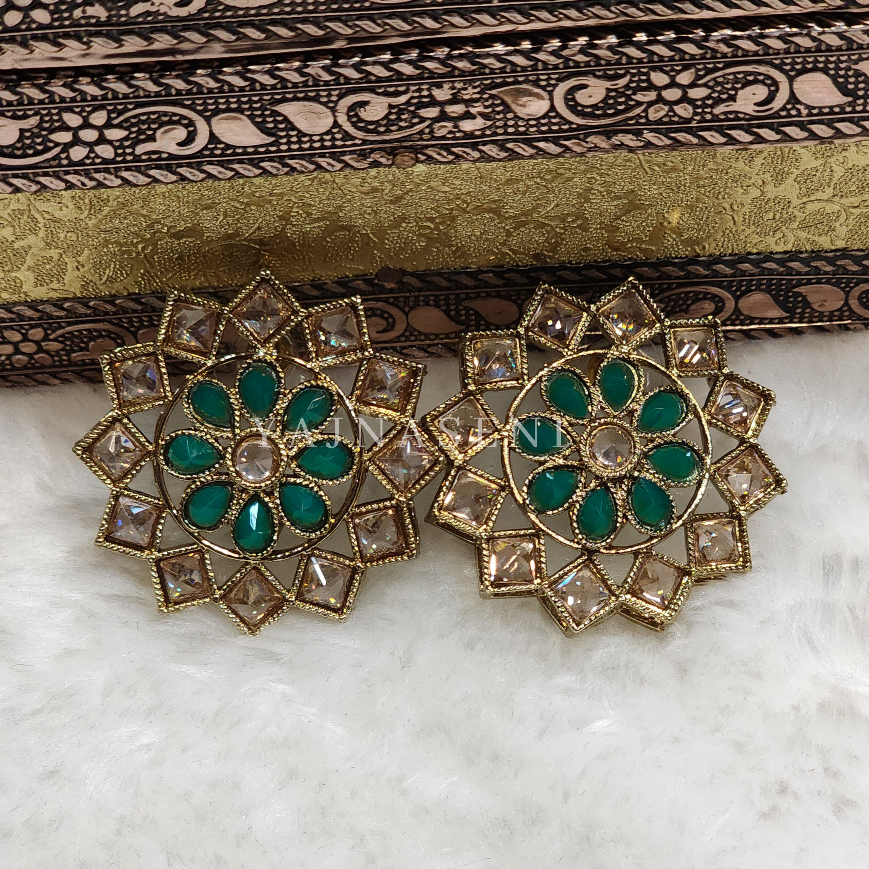 KRITI studs (green)