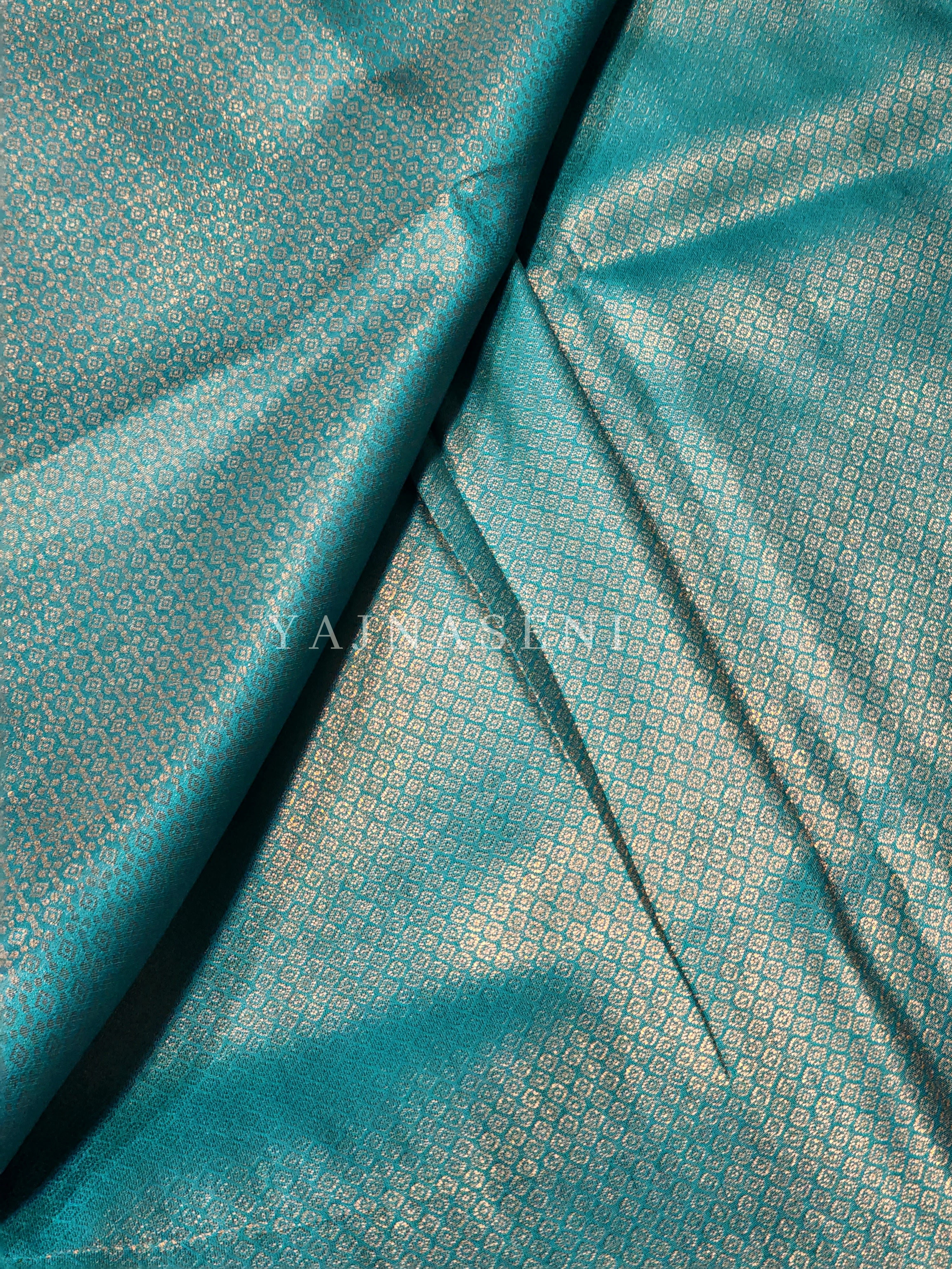 Kubera Pattu Saree - Turquoise