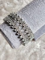 Load image into Gallery viewer, NAOMI - pair of bangles (silver)

