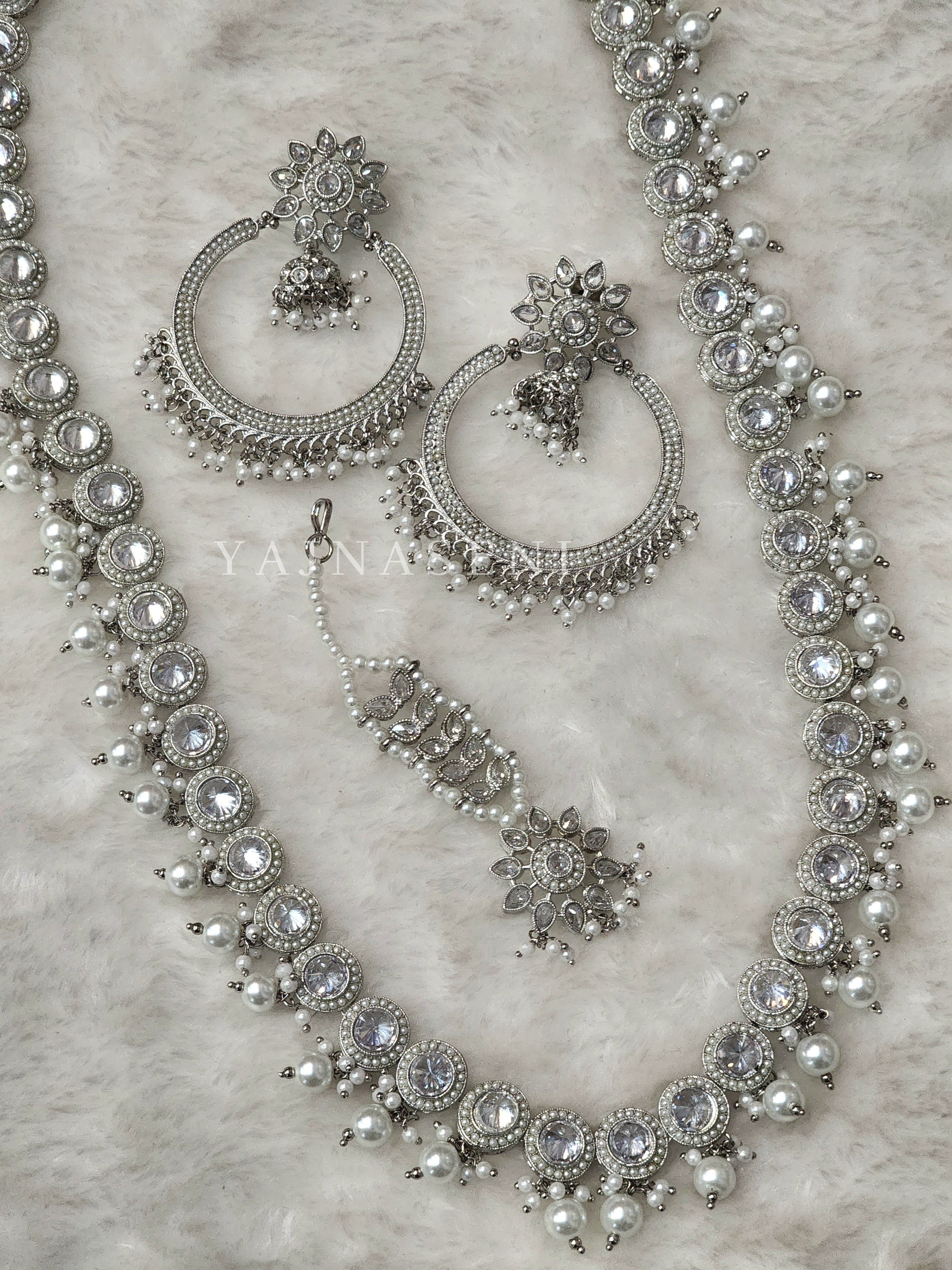 ZOYA necklace set - Silver x White