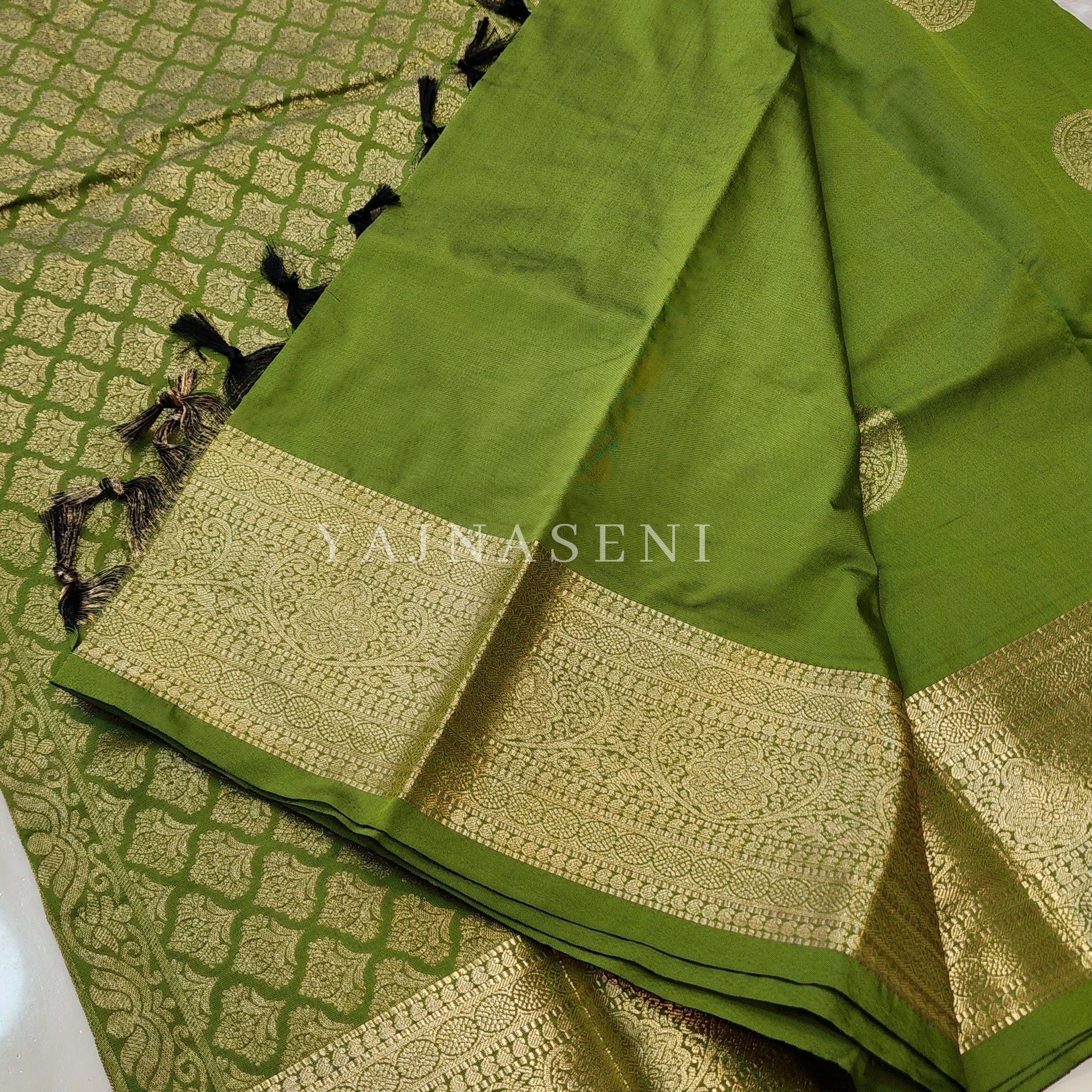 Semi Soft Silk Gold Zari Saree - Green Tea