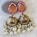 Load image into Gallery viewer, NIKISHA Jhumkas - Peach
