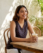 Load image into Gallery viewer, AAMIYA [L/40] - Short Kurti Top (Black)
