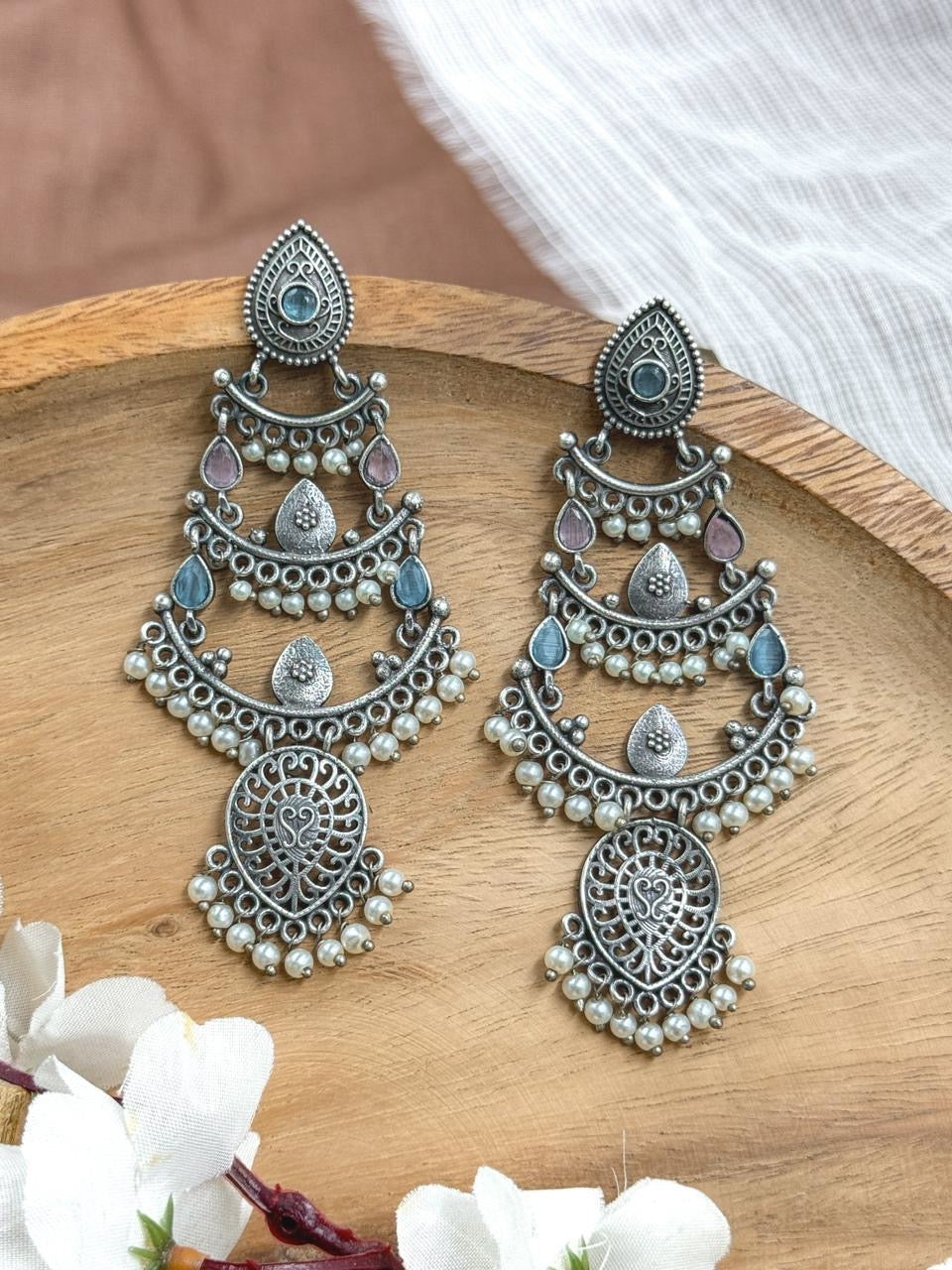 SIGI earrings (Pink x Blue)