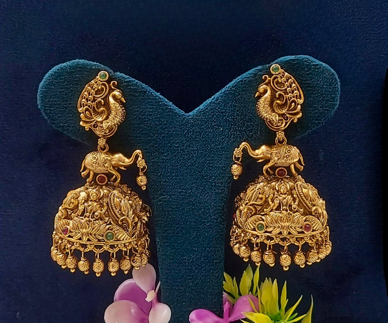 PUVIKSHA jhumkas