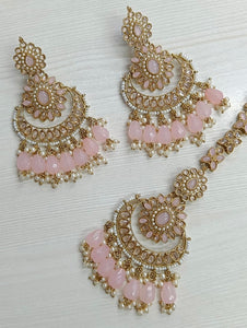 SONEETA earrings + tikka (pink)