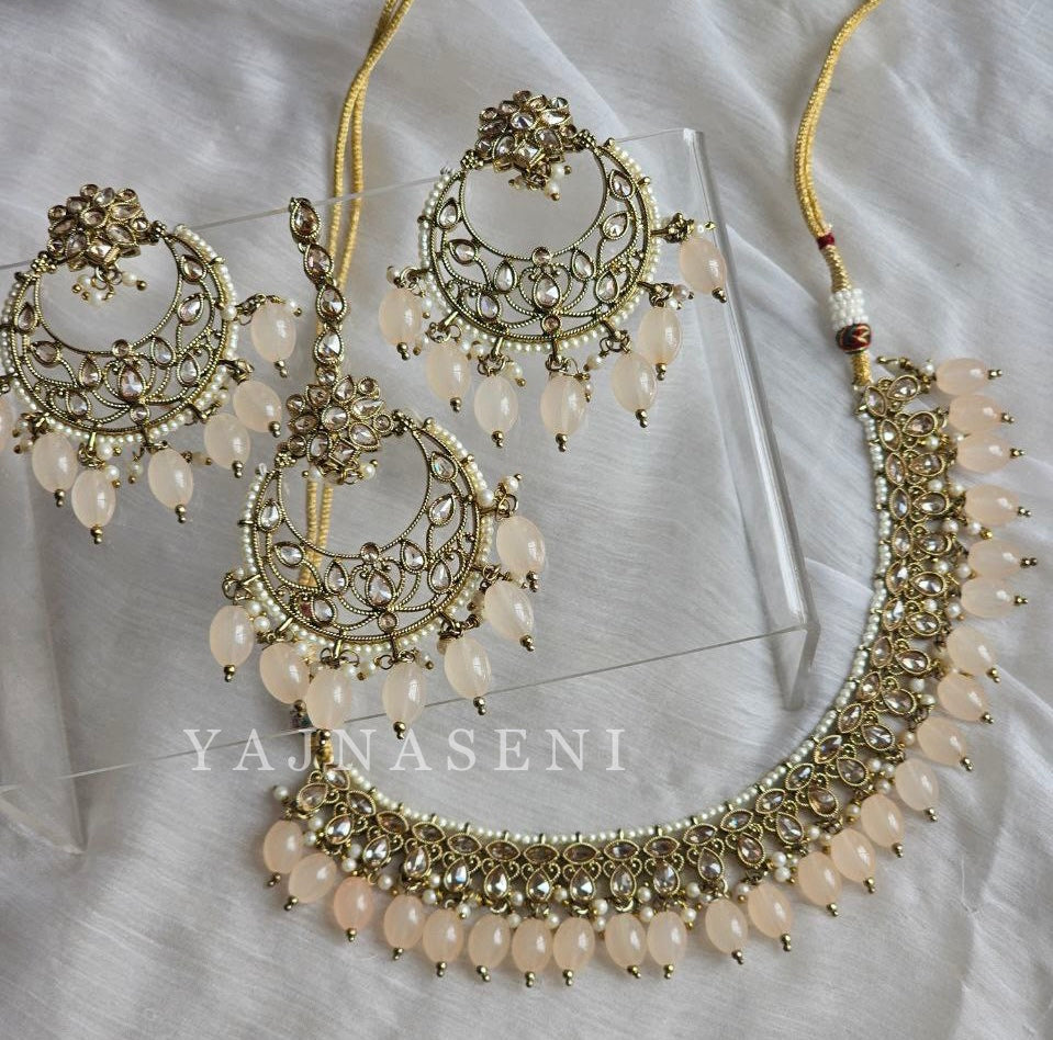 PARINEETA (pastel peach)