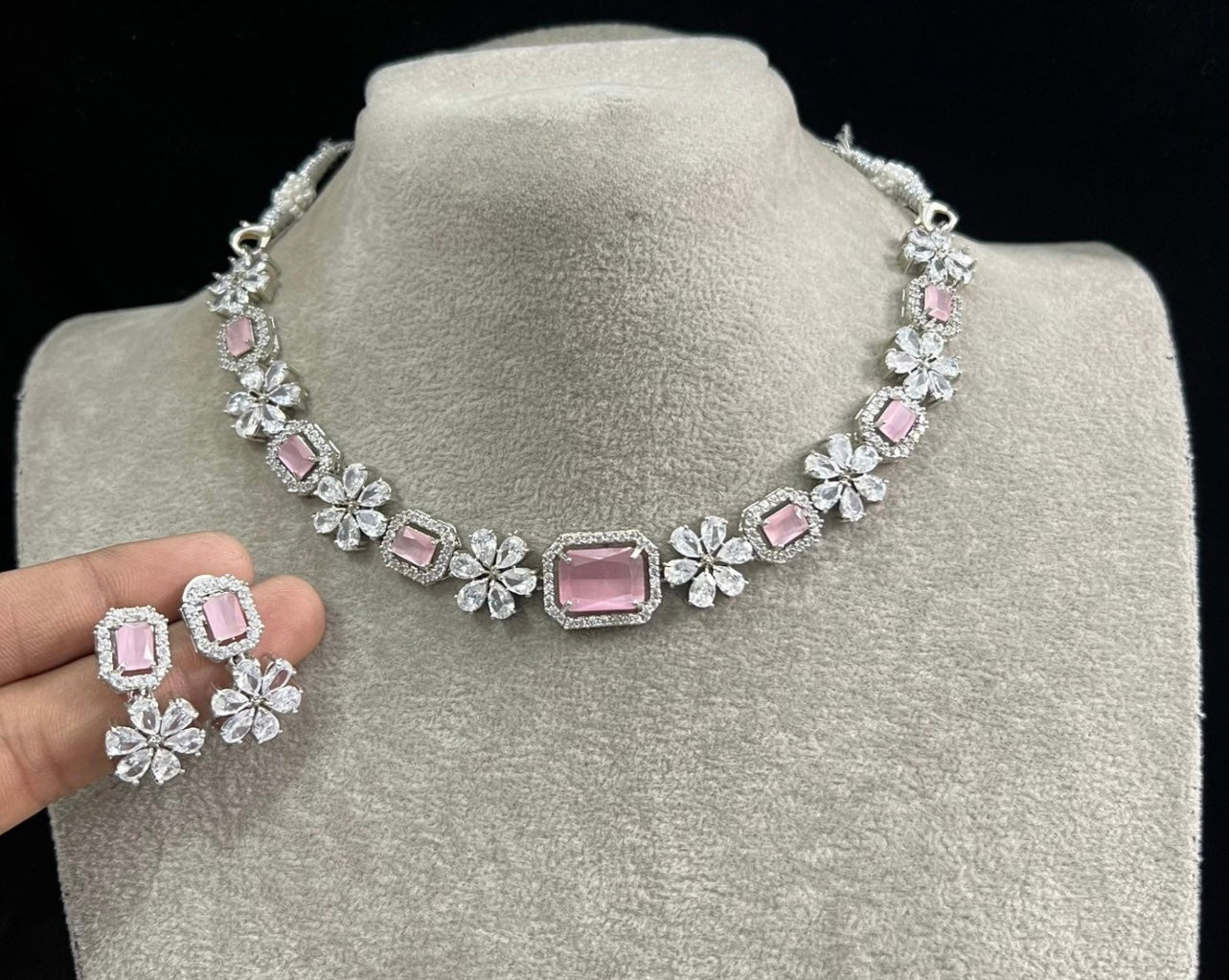 AFZANA (silver x pastel pink)