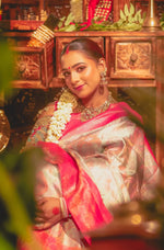Load image into Gallery viewer, JIVIKA
