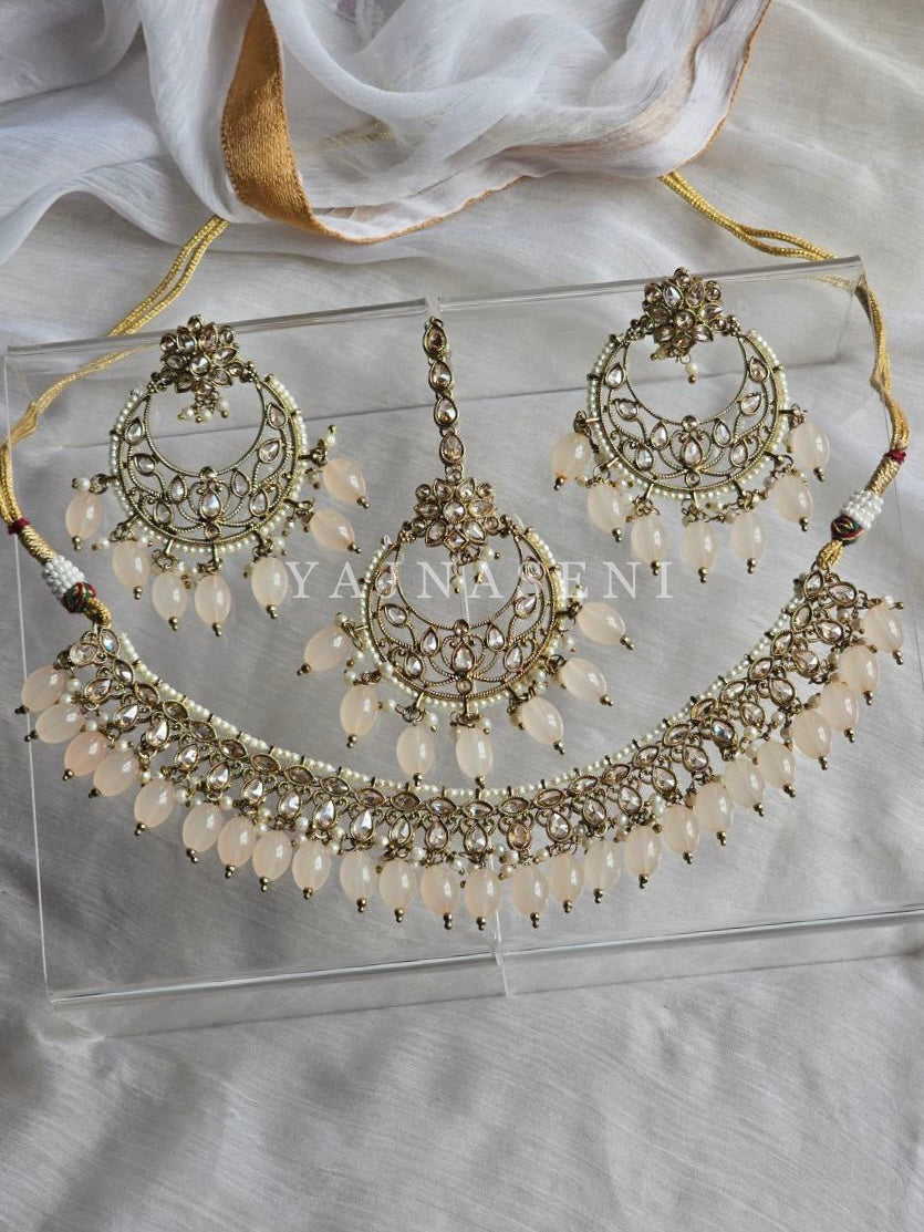 PARINEETA (pastel peach)