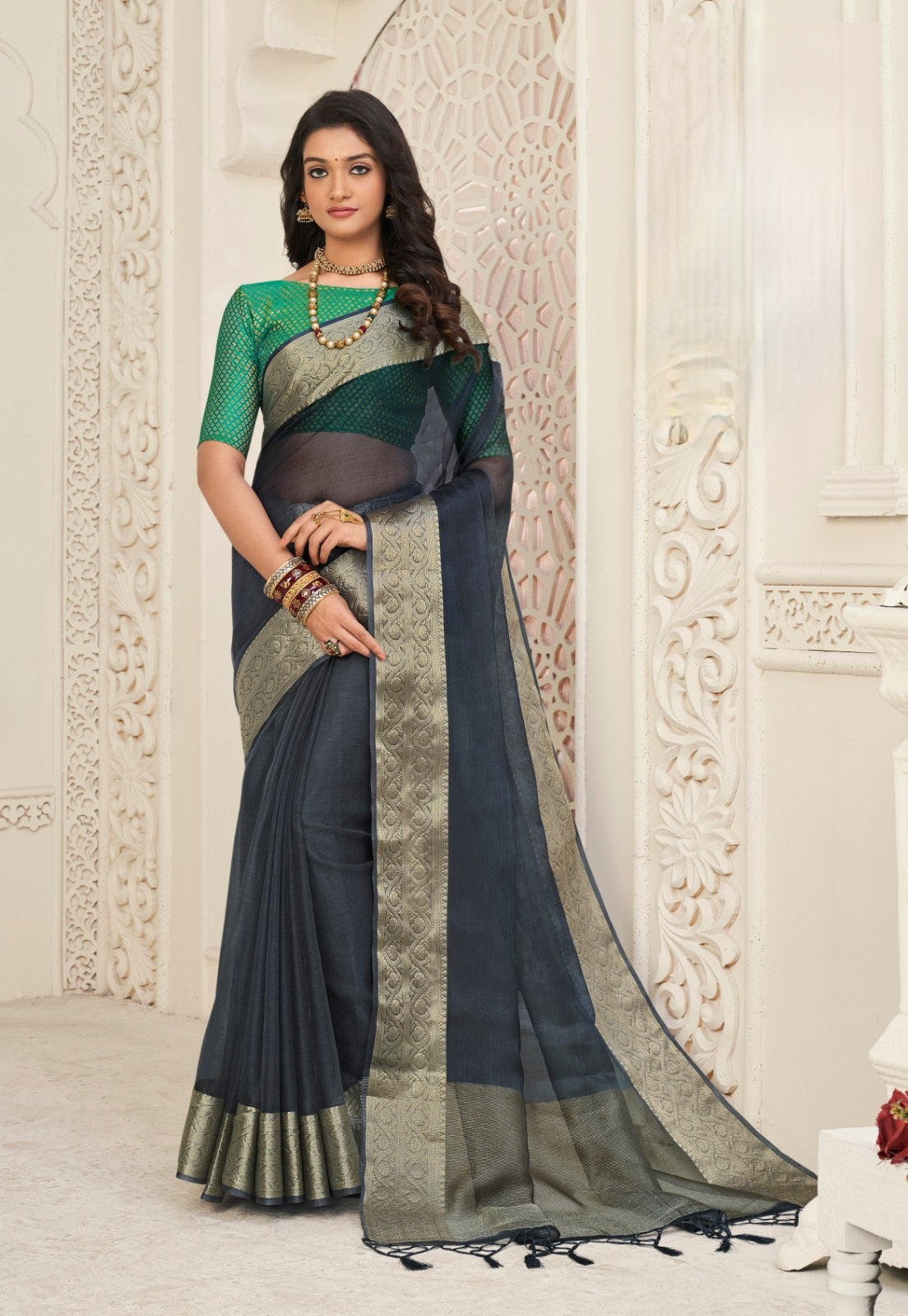 Organza silk saree x light gold zari - Grey x Green